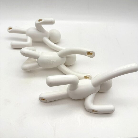 Umbra Buddy Wall Hooks – White Climbing Figures Alan Wisniewski Design Set of 3 - Picture 5 of 8